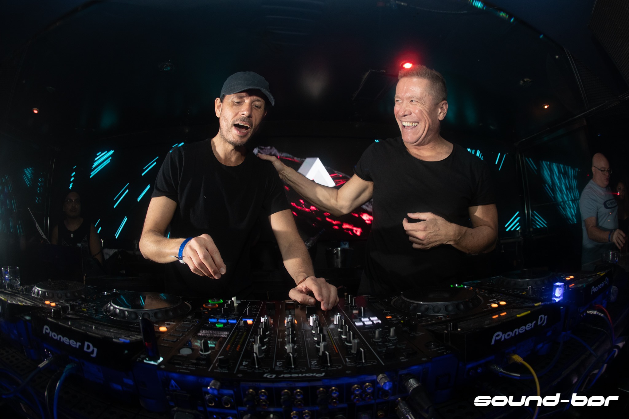 Cosmic Gate