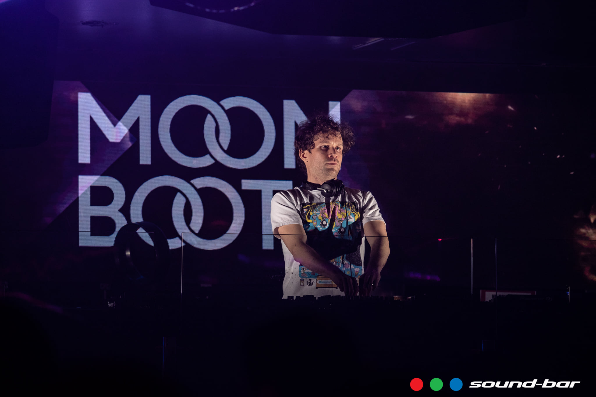 MOON BOOTS