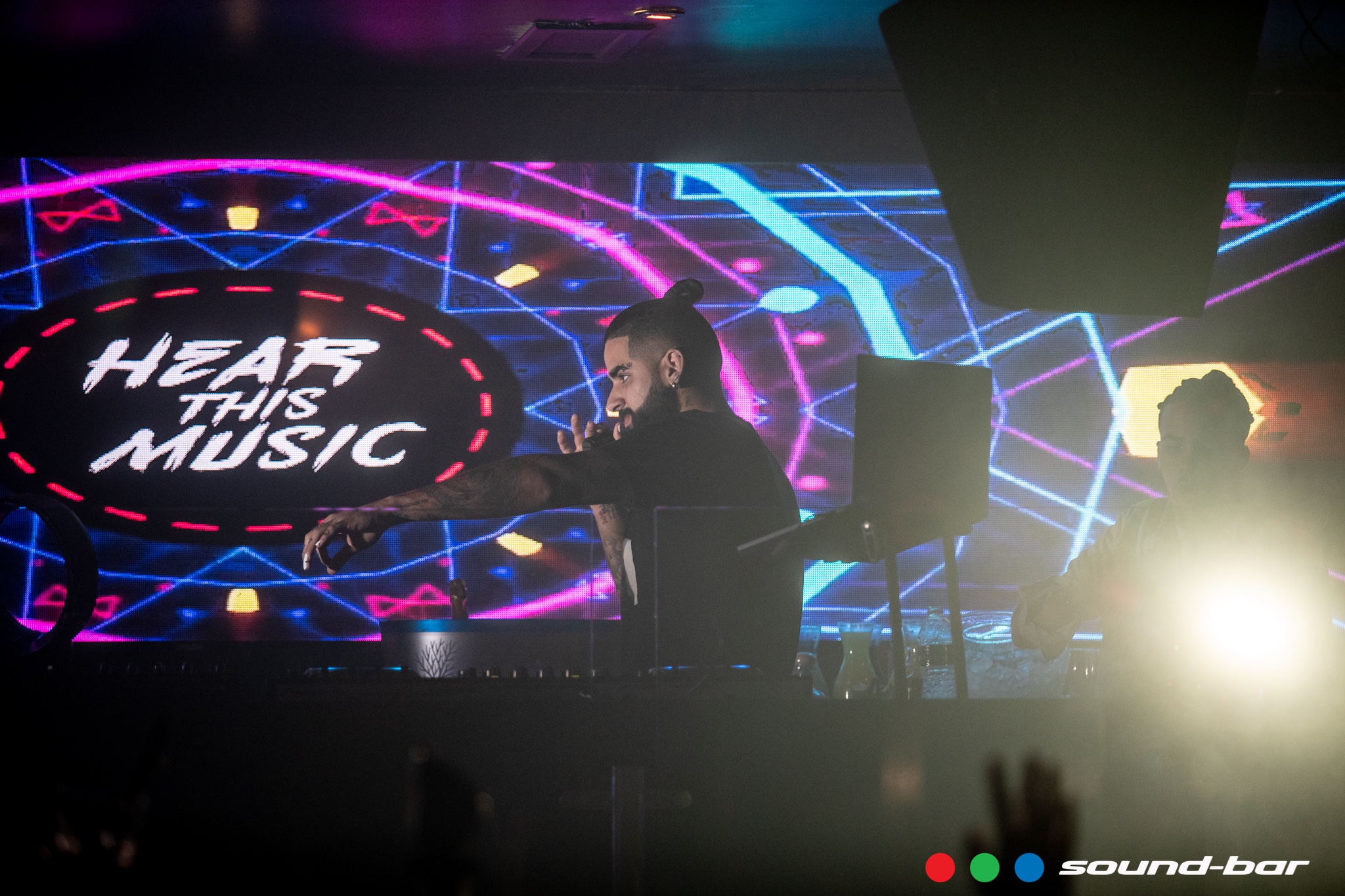DJ Luian