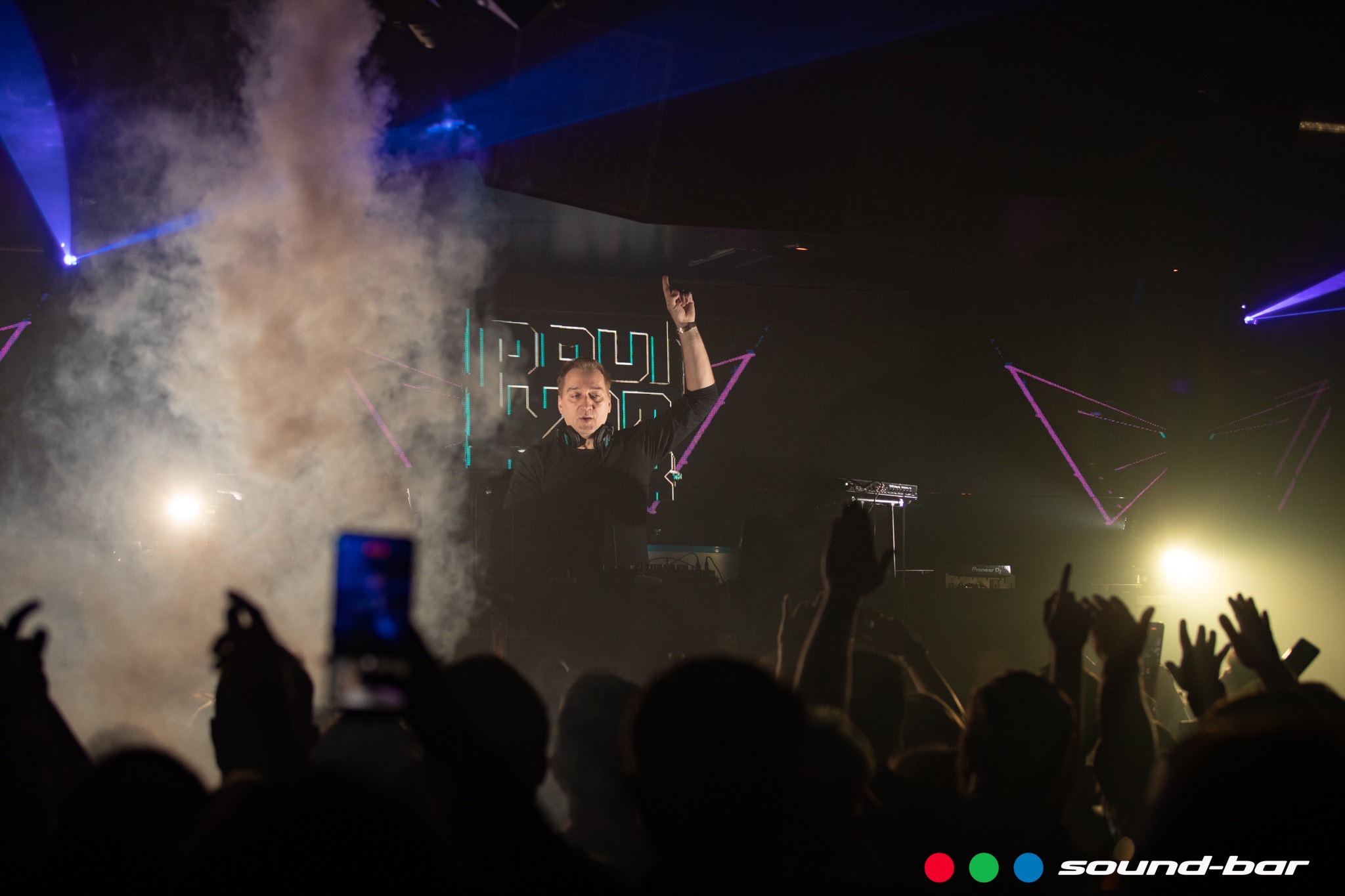PAUL VAN DYK